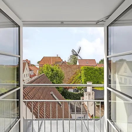 2 Bedroom Gorgeous In Σπίτι διακοπών