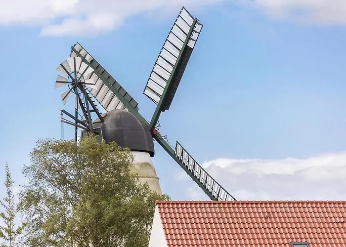 2 Bedroom Gorgeous In *